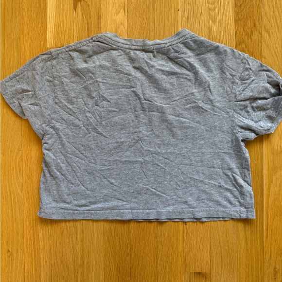Gray T-Shirt with Red Graphic - Picture 5 of 6
